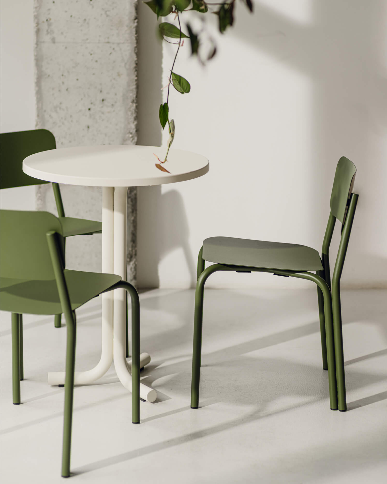 Nokk Cafe Table & 2x Kei Chair Bundle